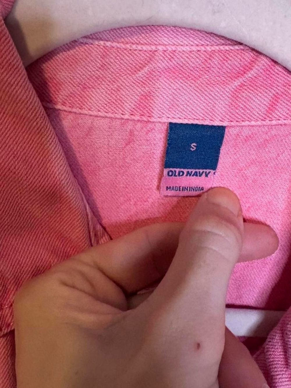 Adorable pink denim old navy jumpsuit worn once women’s small - Picture 4 of 8